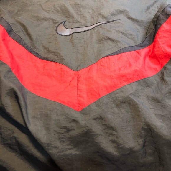 Vintage 1990s Nike Swosh Windbreaker Jacket Red And Black XXL Size Tag Cut Read - Picture 9 of 11